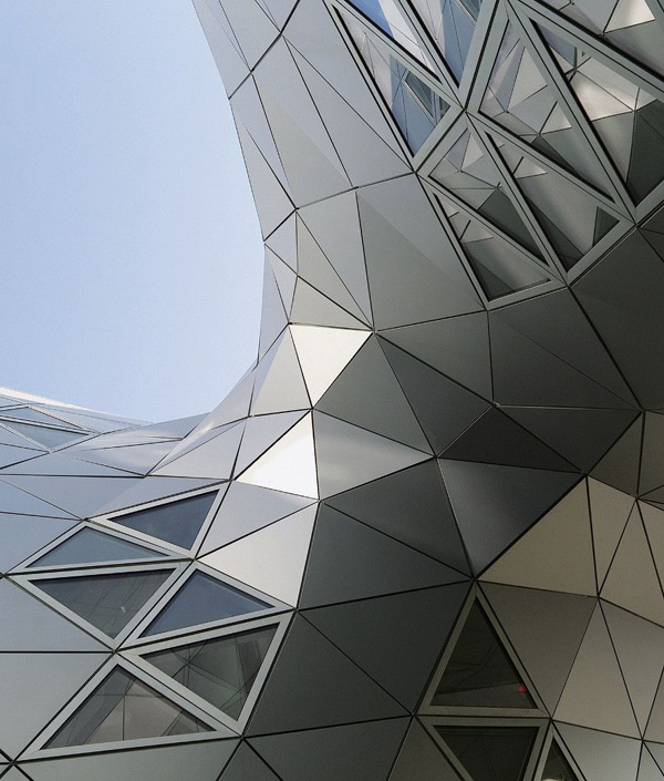 Алюминиевые композитные панели в архитектуре