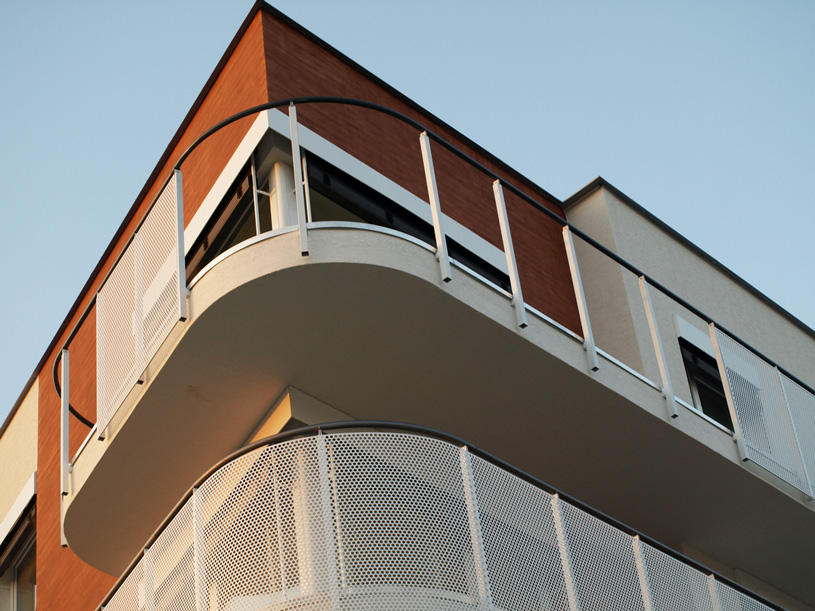 КТМ-2000: балконно-террасные системы с алюминиевыми компонентами